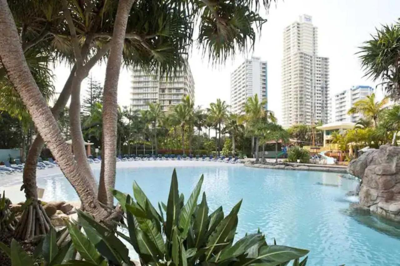Crown Tower By Serain Residences Gold Coast Buitenkant foto