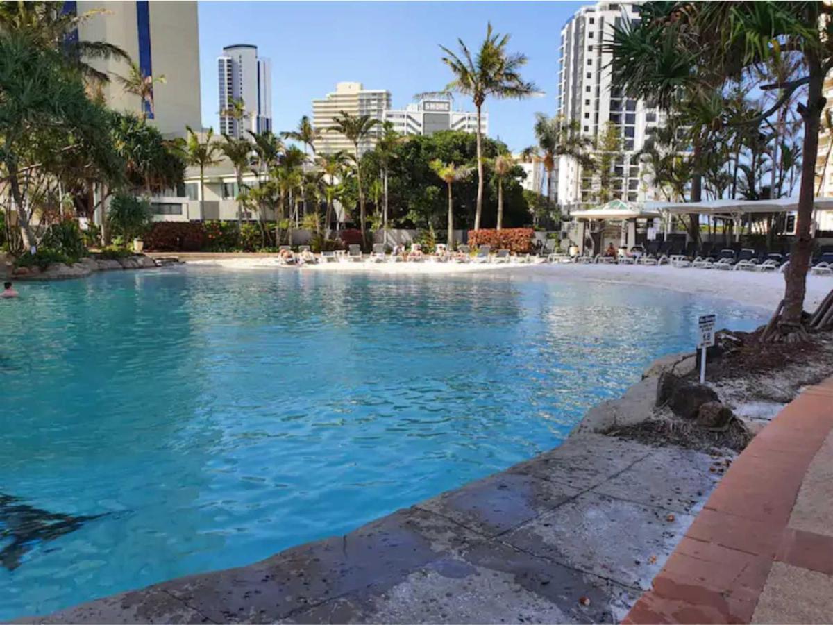 Crown Tower By Serain Residences Gold Coast Buitenkant foto